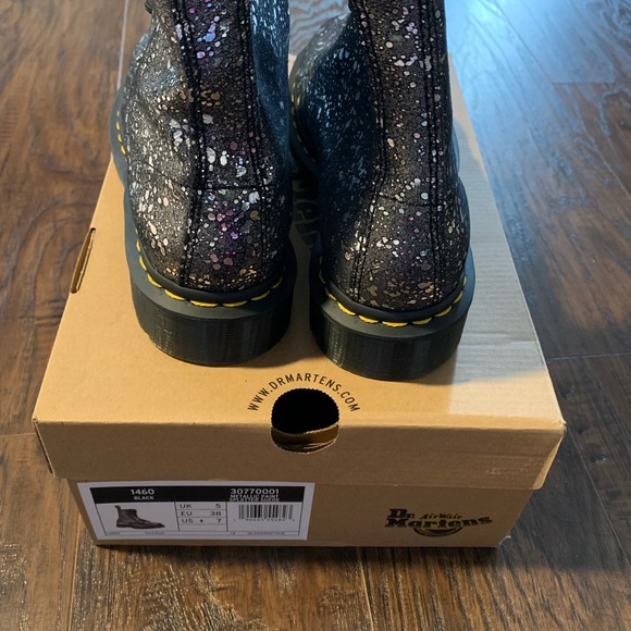 COPY - NEW-1460 METALLIC SPLATTER SUEDE LACE UP BOOTS Size 7 - Picture 4 of 11